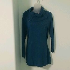 Nursing sweater sz M